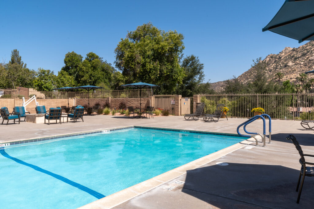 Riviera Oaks Resort Amenities pool
